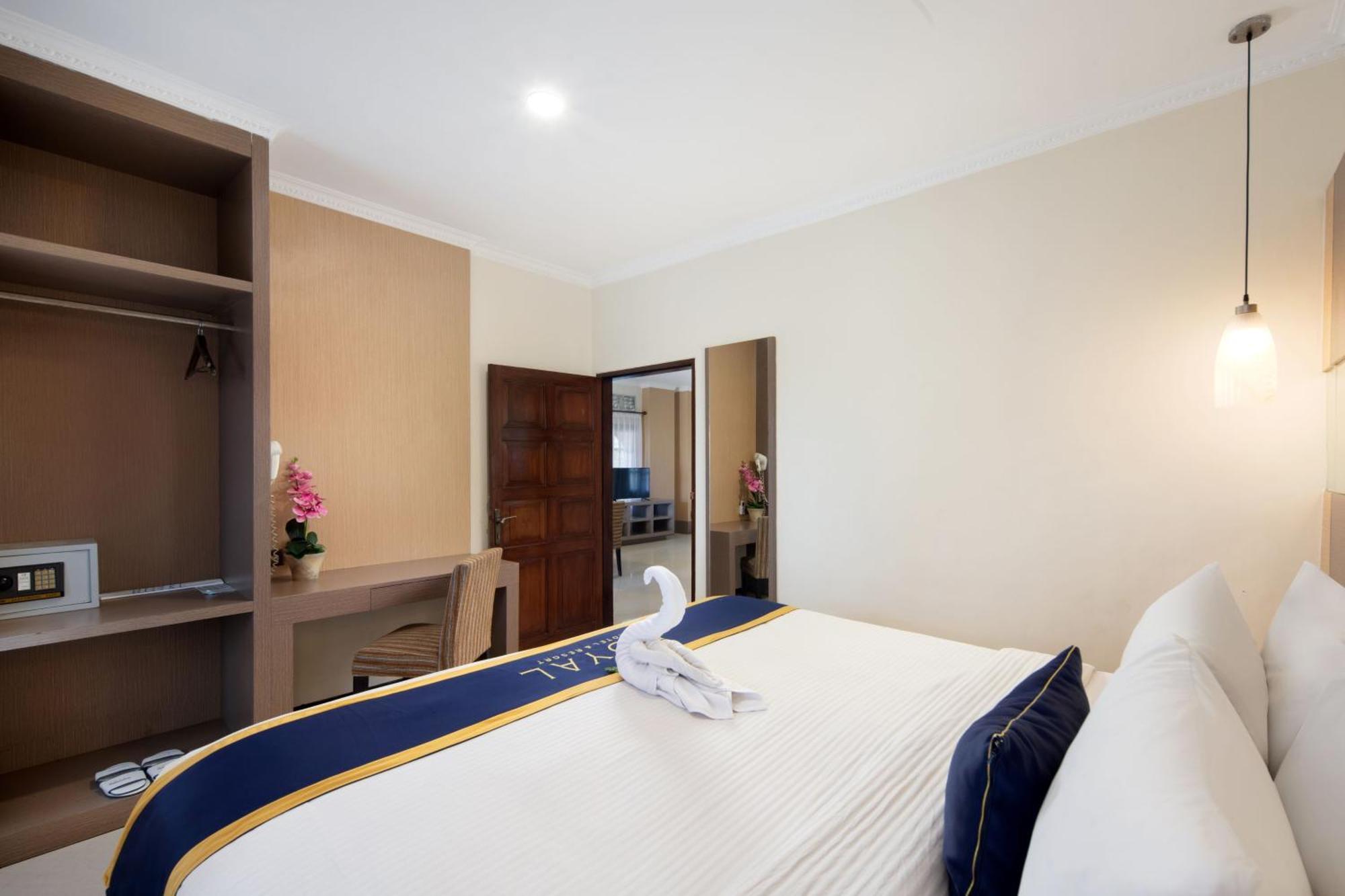 Royal Hotel And Villa Batu Batu  Εξωτερικό φωτογραφία