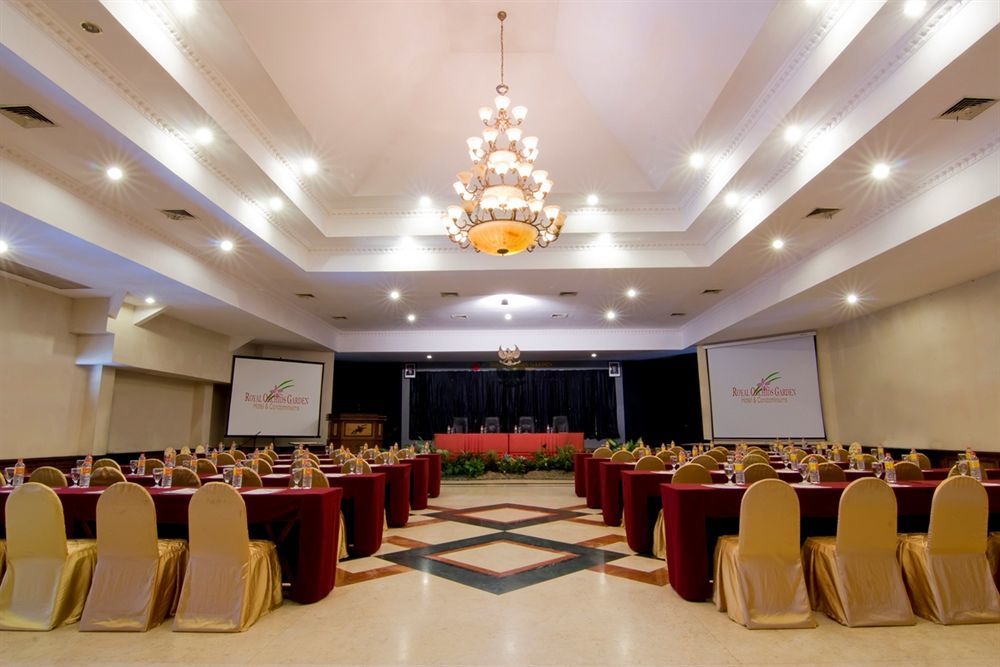 Royal Hotel And Villa Batu Batu  Εξωτερικό φωτογραφία